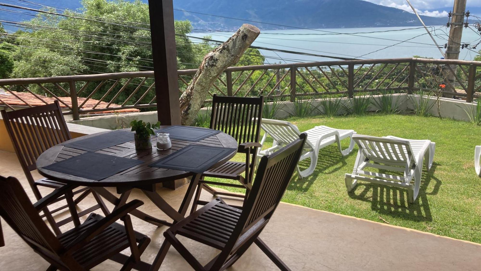 Casas No Centro Historico Ilhabela